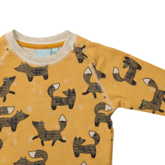 Fox Print Pullover - Picture 3 of 3